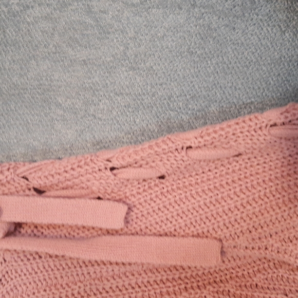 Knot sweater - Picture 2 of 4